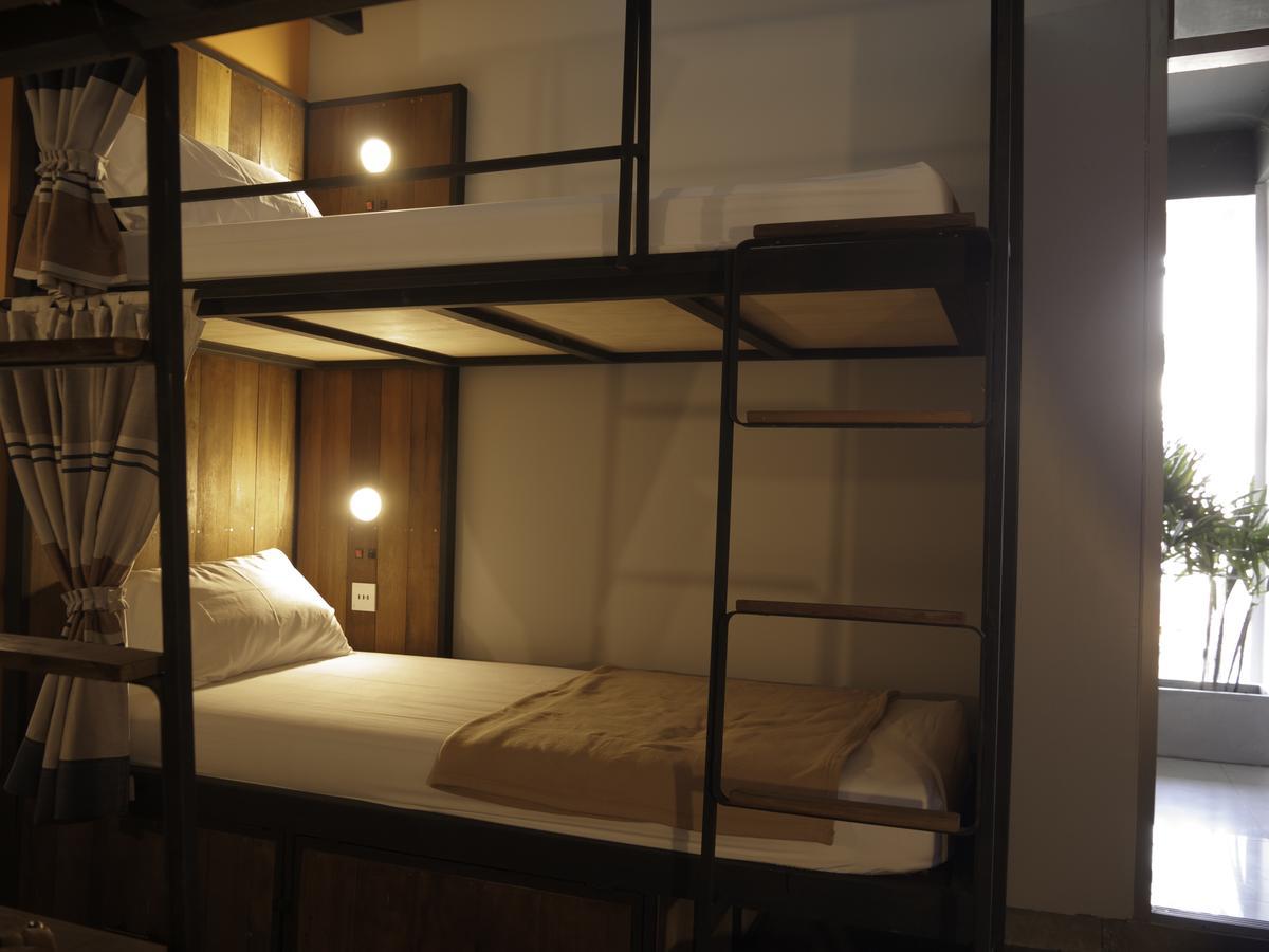 Whereder Poshtel Удон-Тхани Экстерьер фото